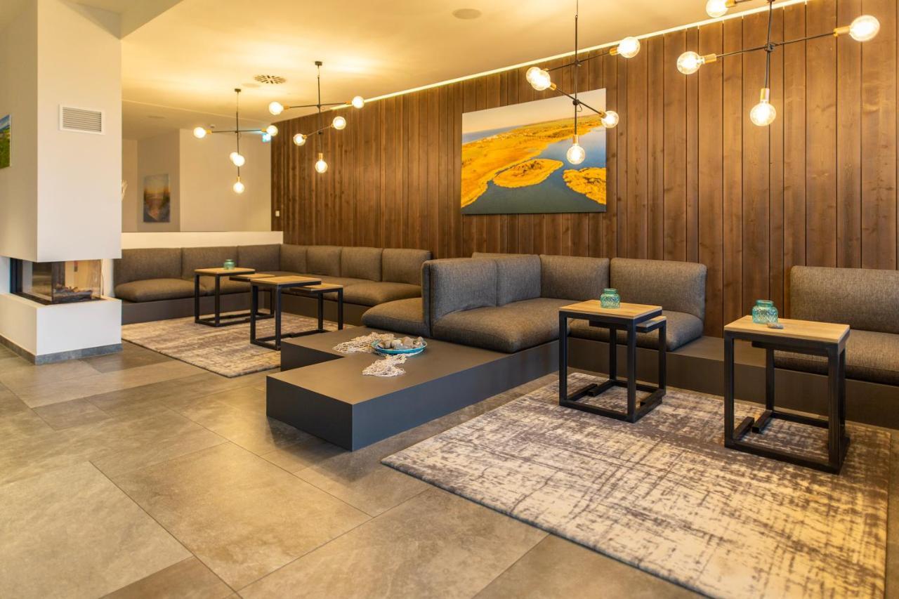 Aparthotel Waterkant Suites direkt am Meer mit Wellnessbereich Börgerende-Rethwisch Exterior foto